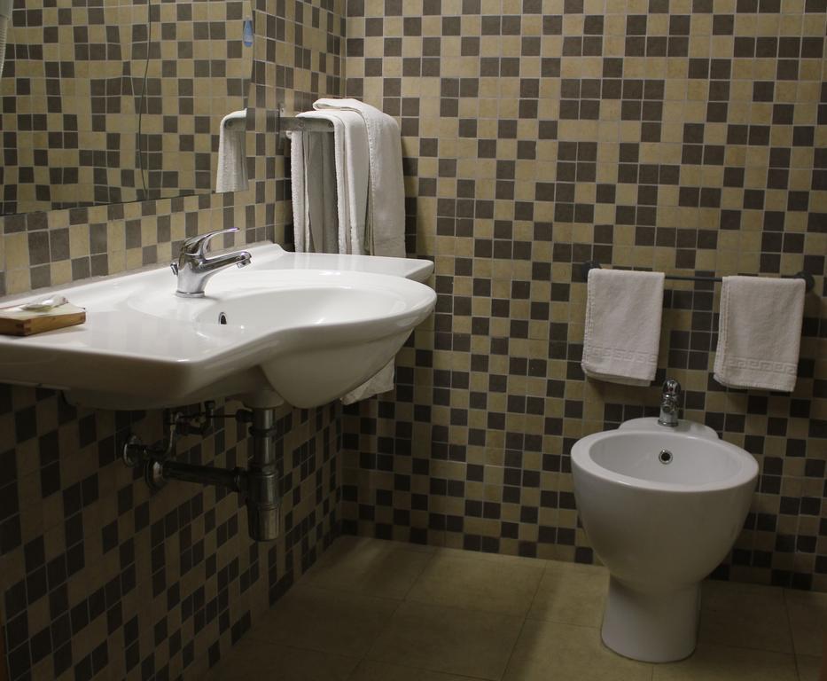 Hotel 106 Sellia Marina Bilik gambar
