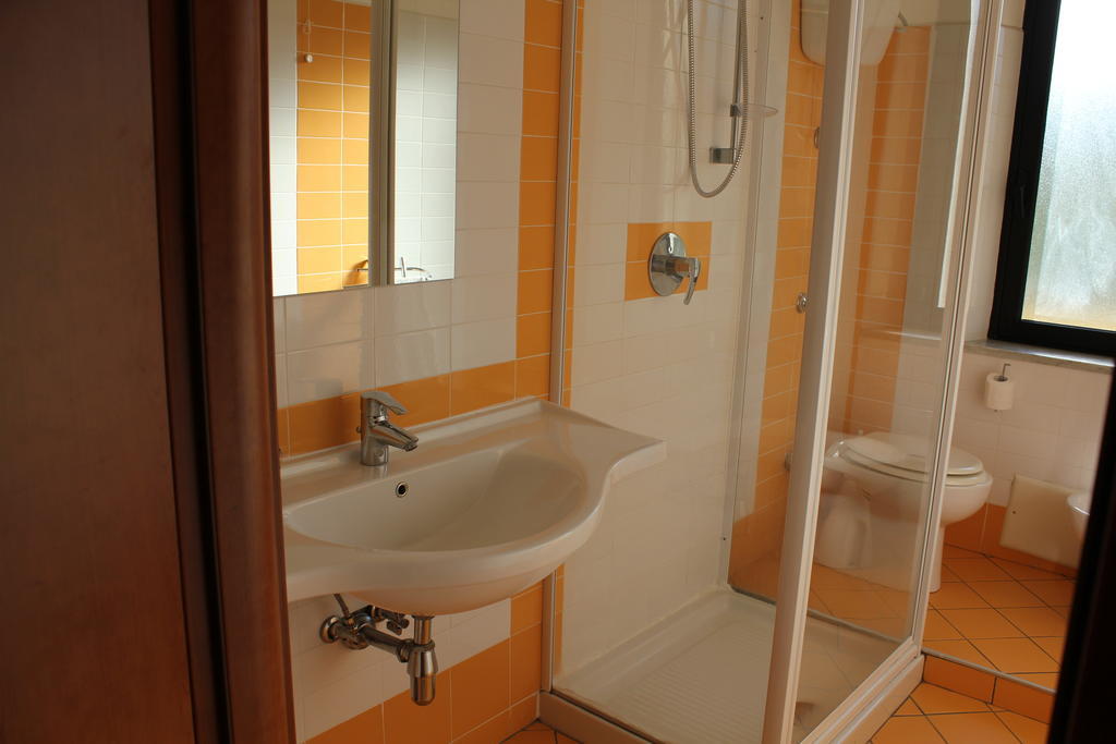 Hotel 106 Sellia Marina Bilik gambar