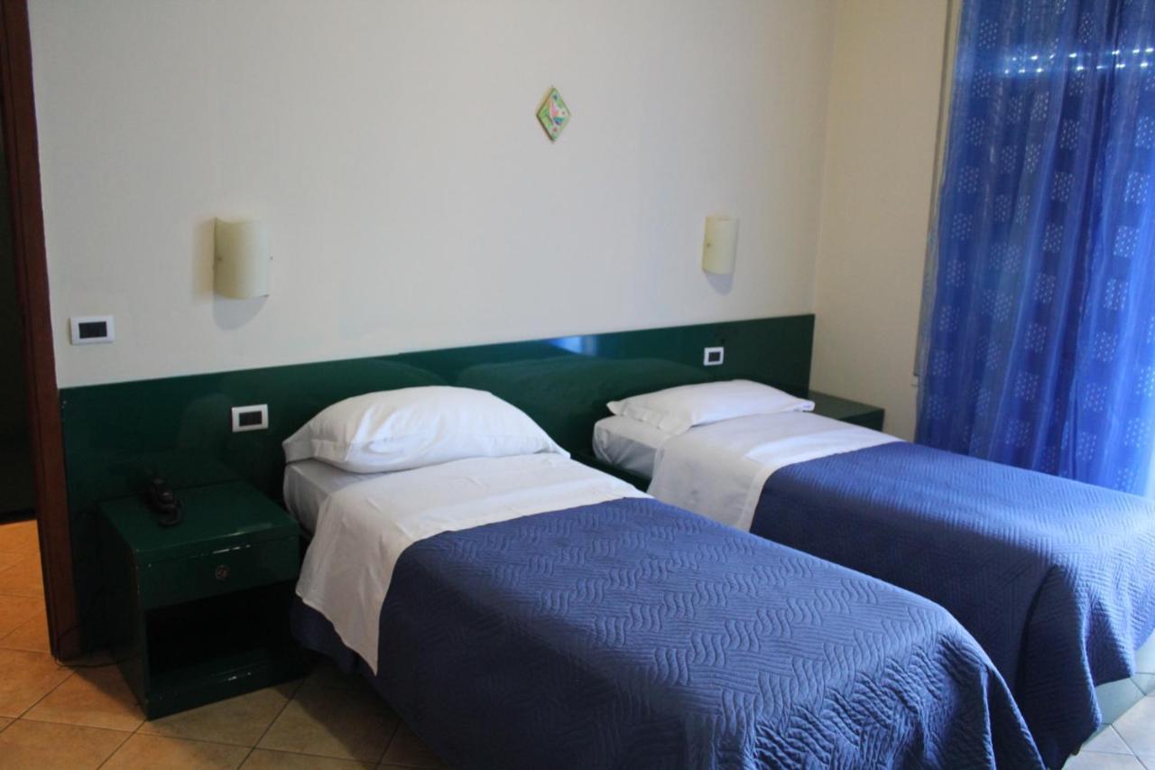Hotel 106 Sellia Marina Luaran gambar
